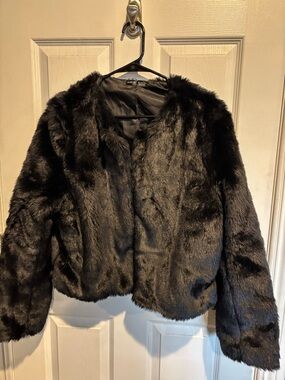 SHEIN Black Faux Fur Teddy Jacket